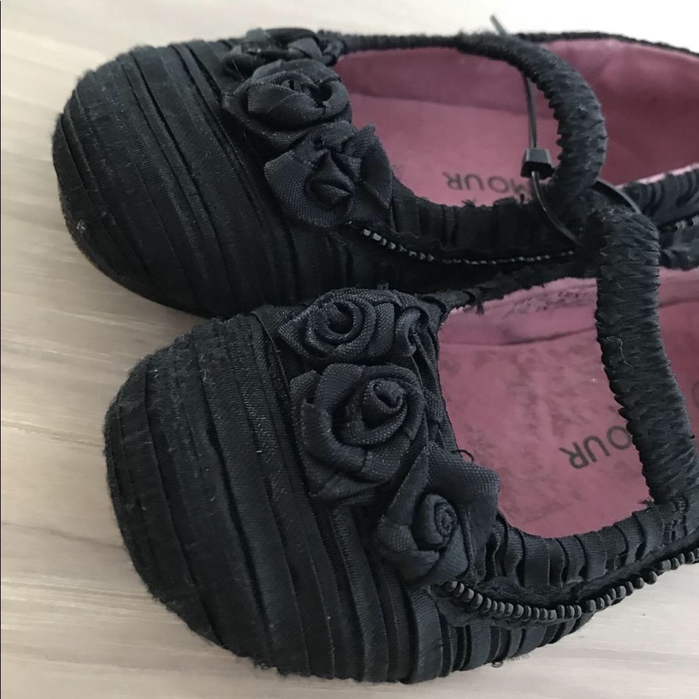 L’AMOUR | SATIN ROSETTE FLATS - Picture 3 of 4